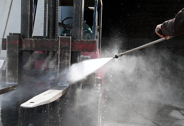 Best Deck Cleaning Services  in Galesville, MD